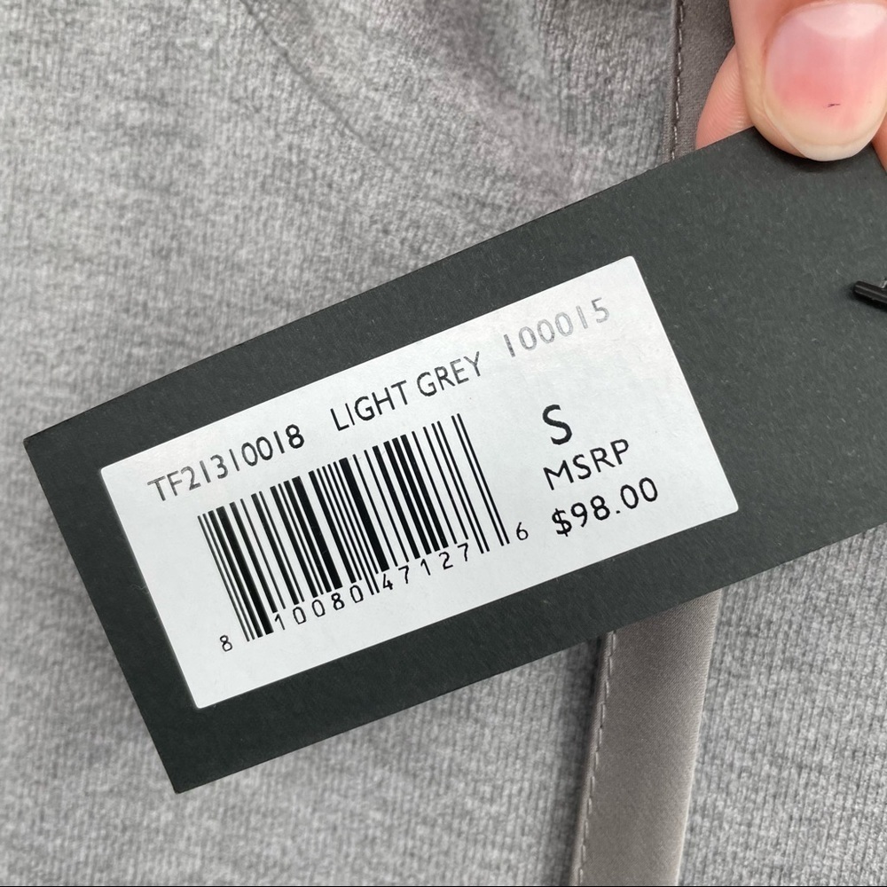 NEW! Tahari Gray Super Soft Hoodie - Picture 9 of 11
